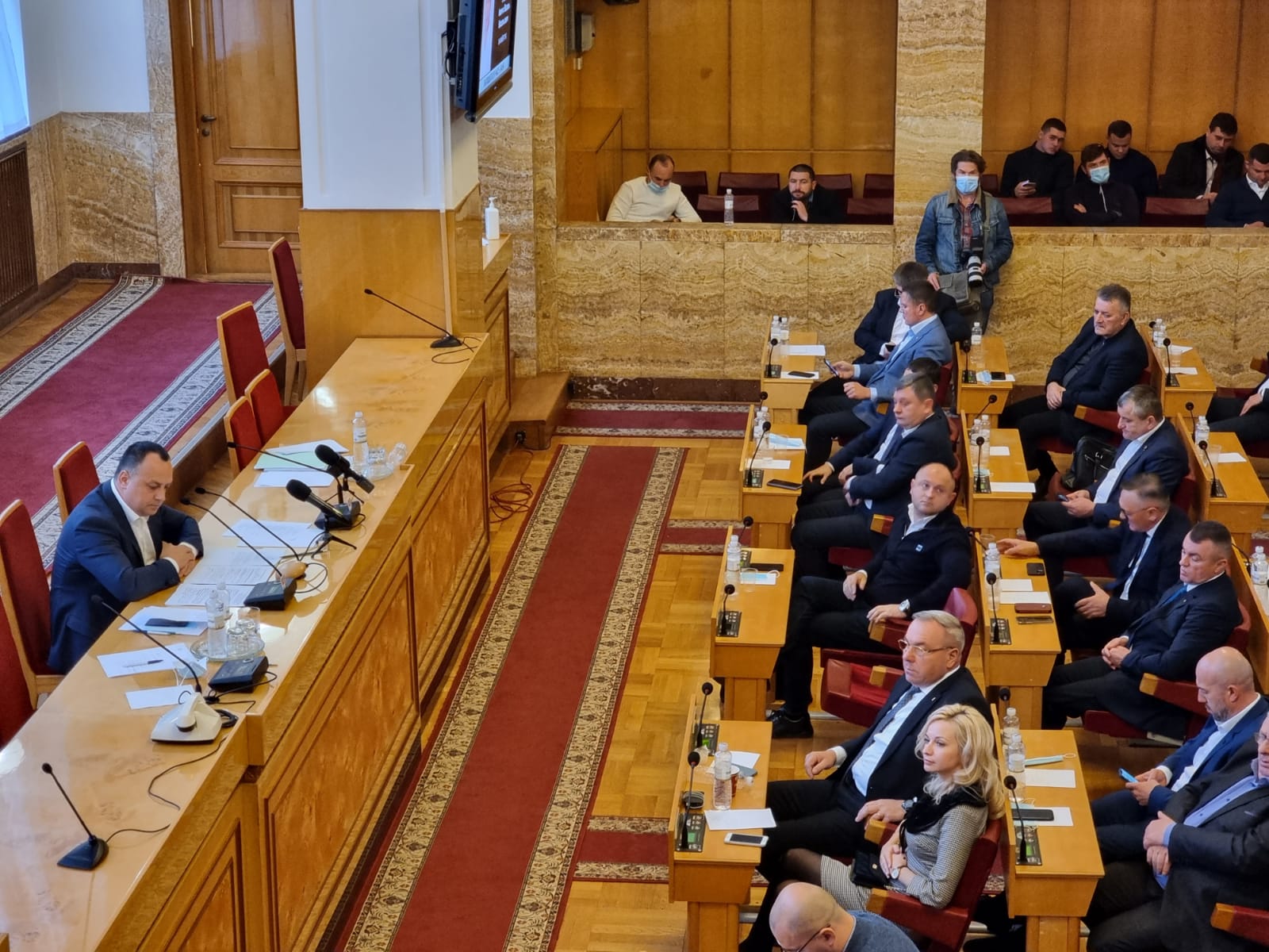 Депутати Закарпатської облради переформатували під нову коаліцію склад і керівництво постійних комісій (СПИСОК)