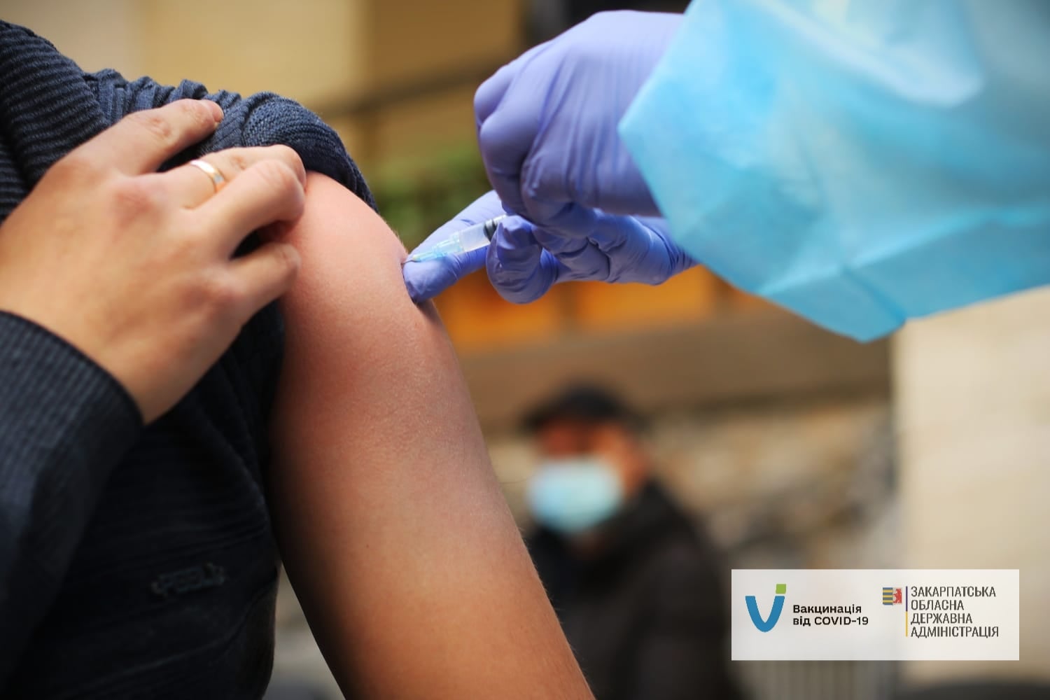 25% закарпатців отримали принаймні одну дозу вакцини