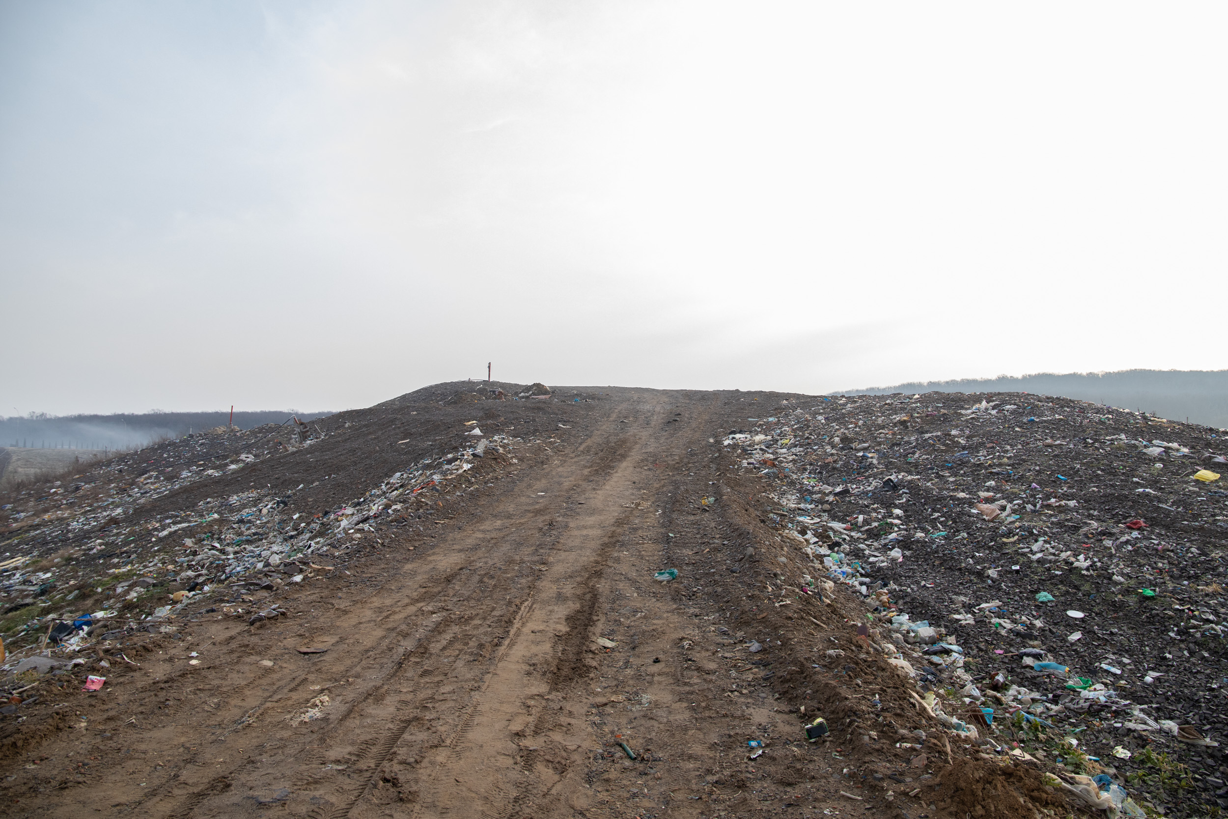 Ужгородська міськрада через критичну ситуацію зі сміттєзвалищем готує звернення до Офісу Президента, Кабміну та ОДА (ФОТО)