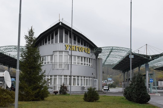 На кордоні зі Словаччиною на Закарпатті затримали підозрюваного в убивстві українця