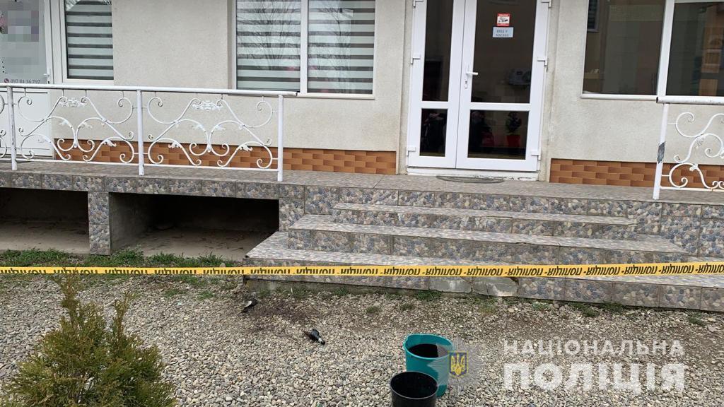На Тячівщині затримали чоловіка, що намагався підпалити будівлю (ФОТО)