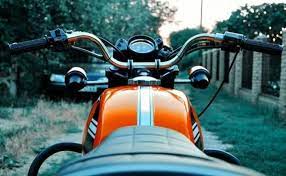 На Закарпатті дільничного офіцера поліції підозрюють у крадіжці зі спецмайданчика мотоциклу з метою подальшого продажу