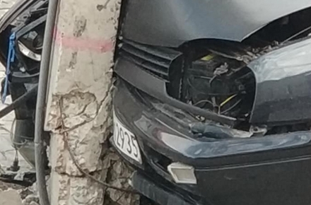 На Тячівщині водій легковика зіткнувся з бетонною опорою, троє людей травмовано