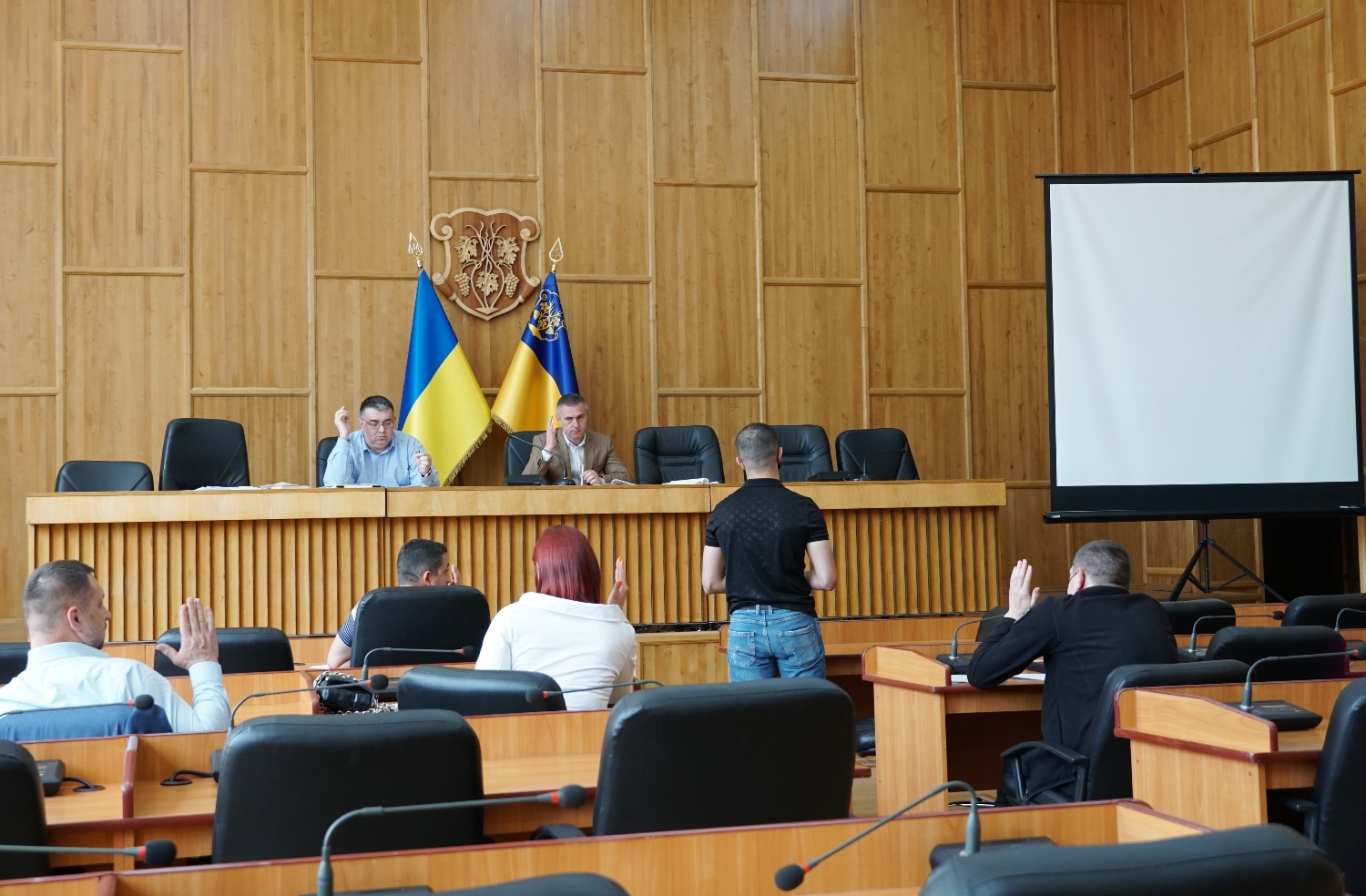 2 десятки протоколів розглянули на засіданні адмінкомісії в Ужгороді (ФОТО)