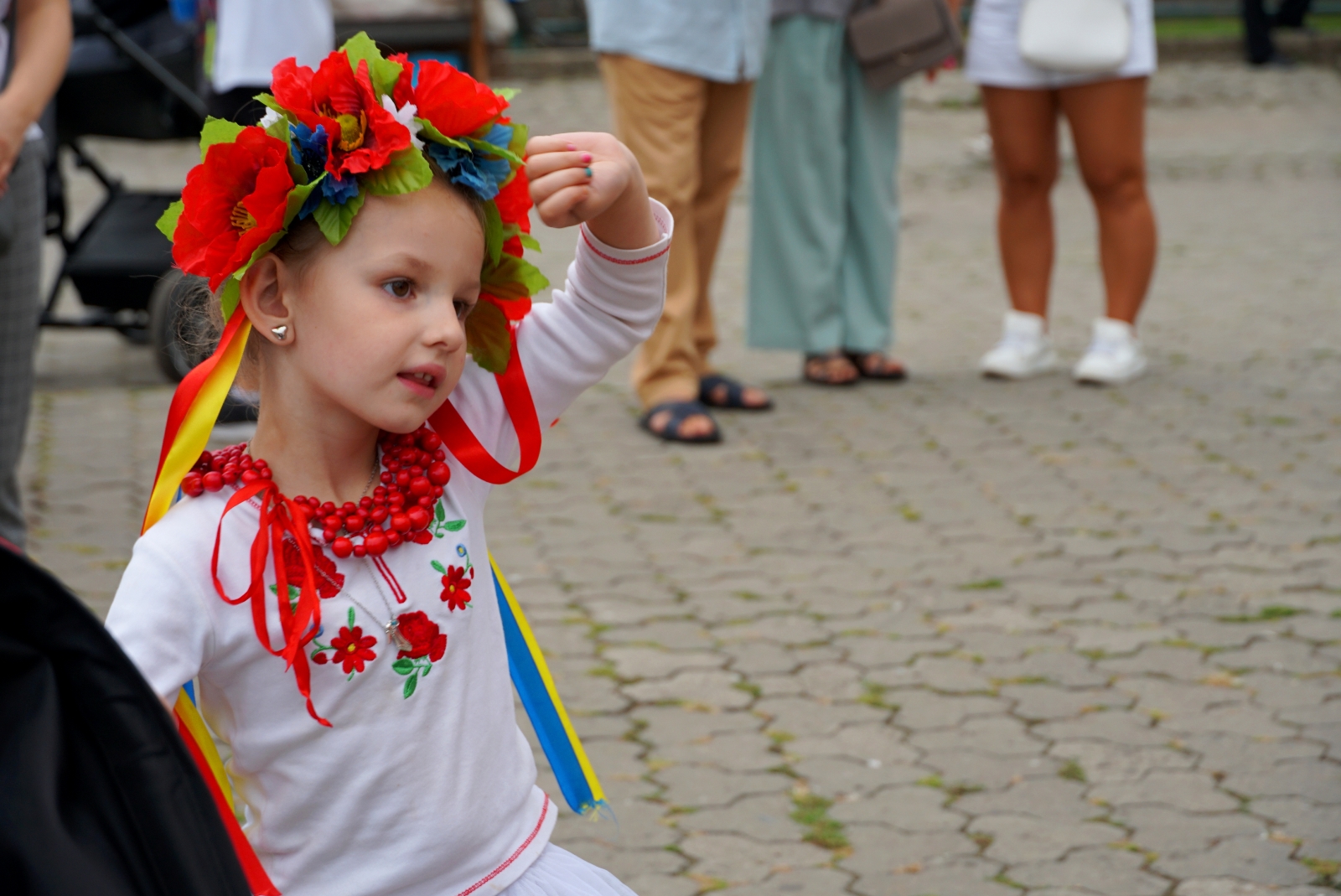 В Ужгороді на концерті прозвучали символічні 30 привітань до Дня Прапора і 30-річчя Незалежності України (ФОТО)