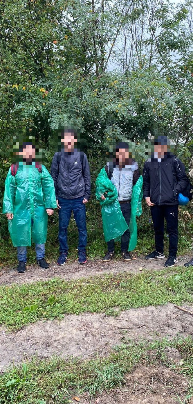 4 нелегалів затримали на кордоні з Угорщиною на Закарпатті (ФОТО)