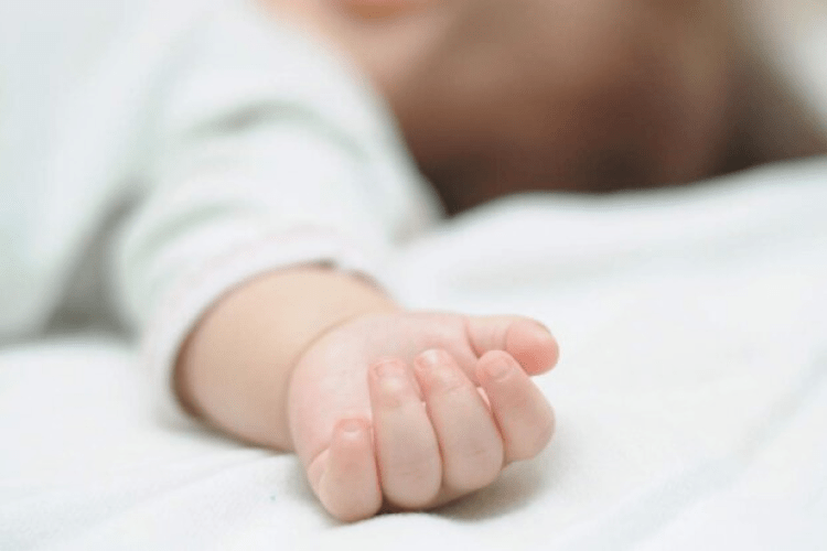В Ільниці жінка випадково задушила своє 3-місячне немовля