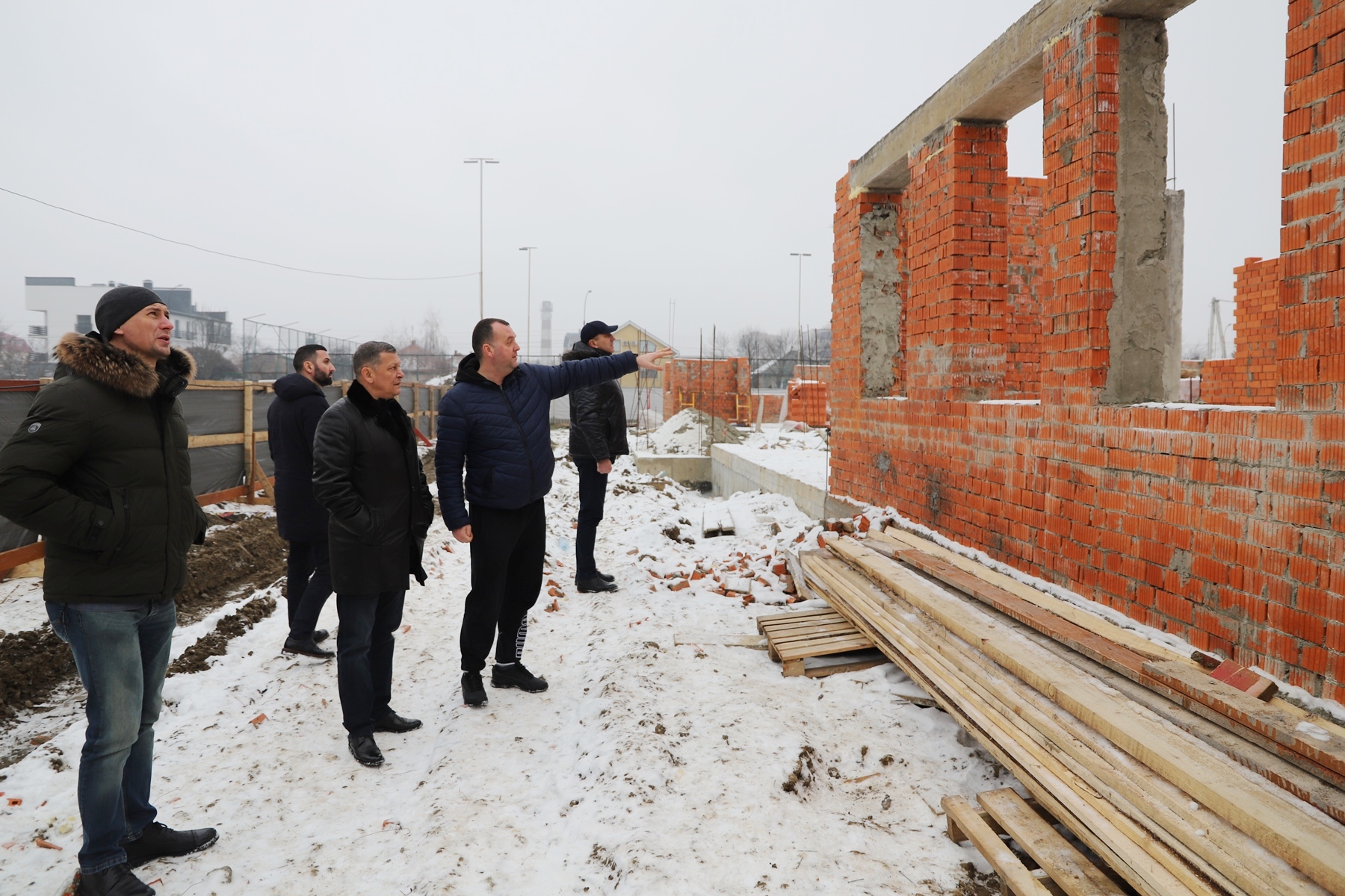 Депутати Ужгородської міськради вивчали проблемні питання комунальних підприємств (ФОТО)