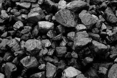 У Сваляві загорілося вугілля у транспортувальній вагонетці