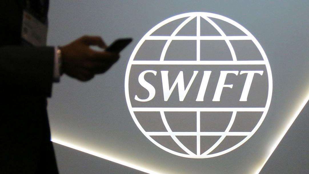 Німеччина та Італія погодилися на відключення Росії від SWIFT