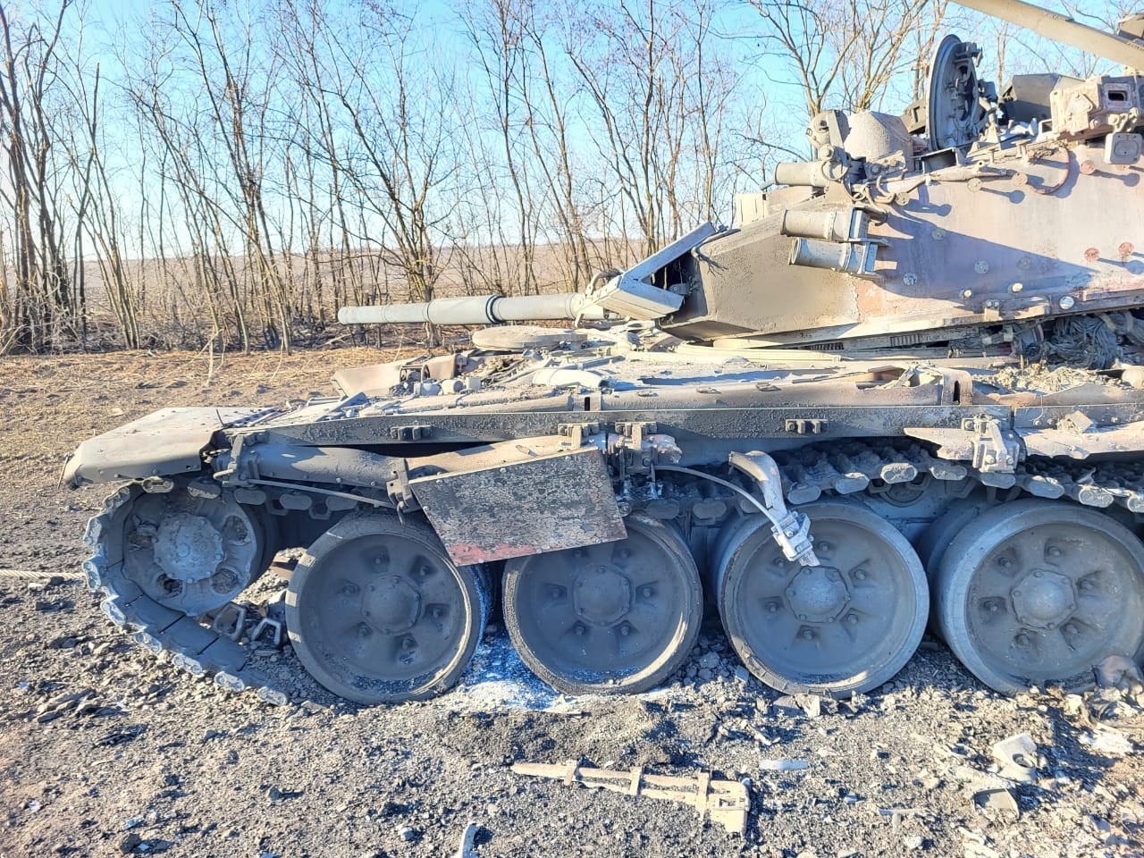 Штурмовики закарпатської 128-ої бригади знищили російський танк Т-90 "Владімір" (ФОТО)