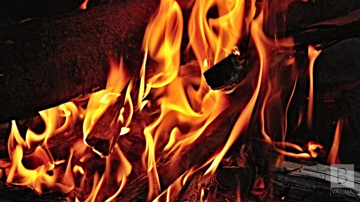 На Тячівщині під час пожежі в будинку власник отруївся чадним газом