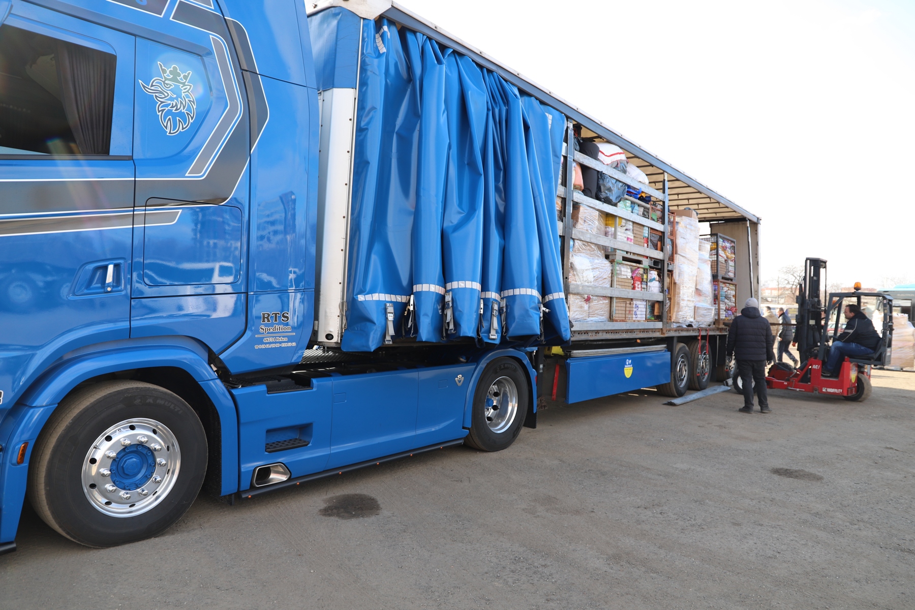 В Ужгород надійшов черговий гуманітарний вантаж із Німеччини (ФОТО)