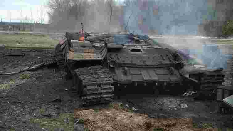 Українські військові знищили понад 11 тисяч окупантів, 290 танків та 999 броньованих машин