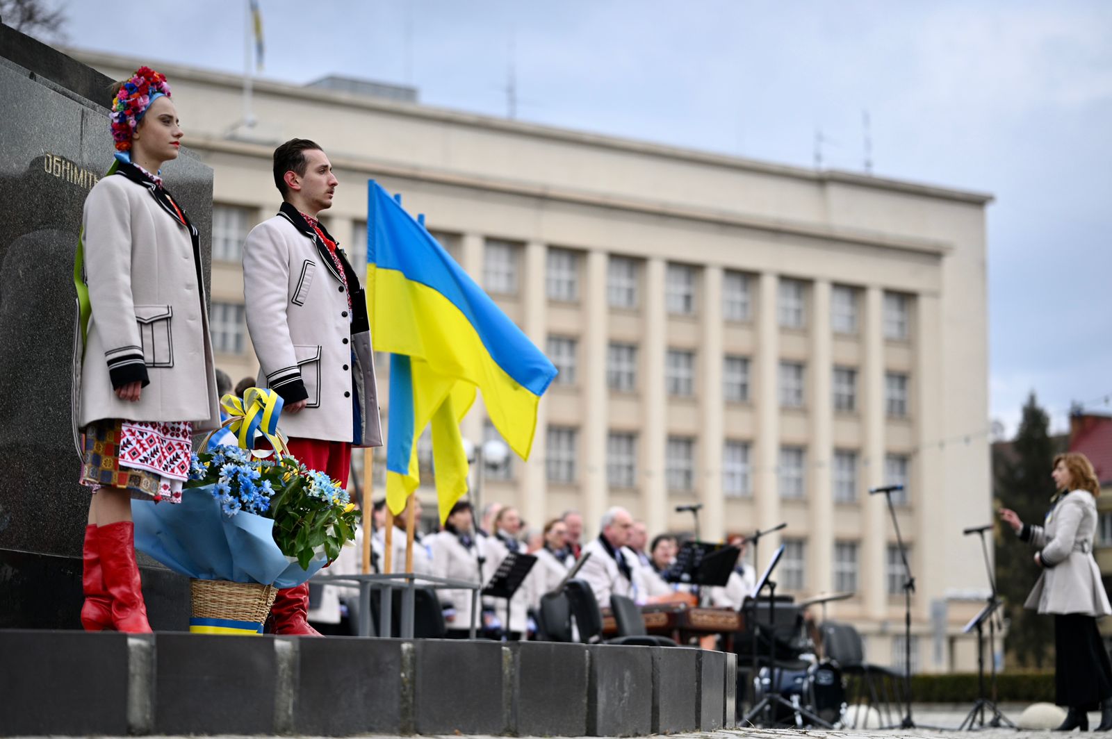 В Ужгороді відбувся концерт-мітинг з нагоди 208-ї річниця з дня народження Шевченка