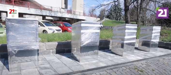 ​В Ужгороді на двох локаціях встановили підземні майданчики для збору твердих побутових відходів (ВІДЕО)