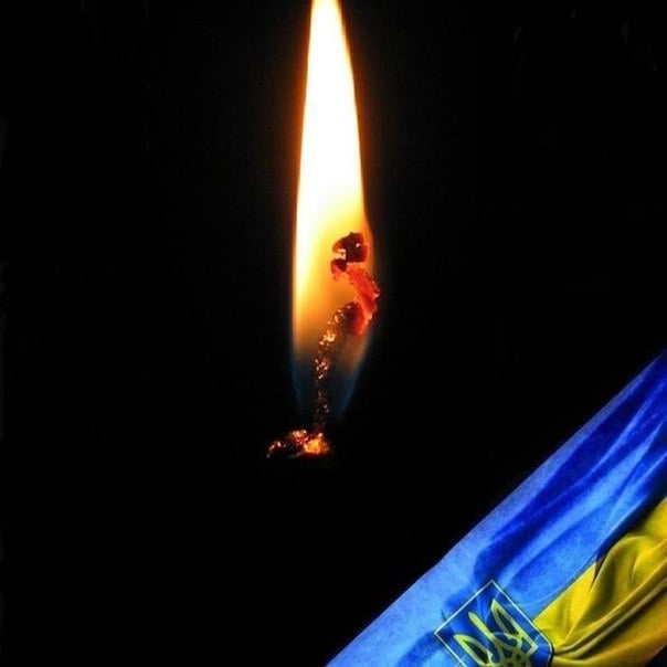 В Ужгороді прощалися із полеглими за Україну Героями Олександром Сєроусовим та Робертом Мадяром (ФОТО)