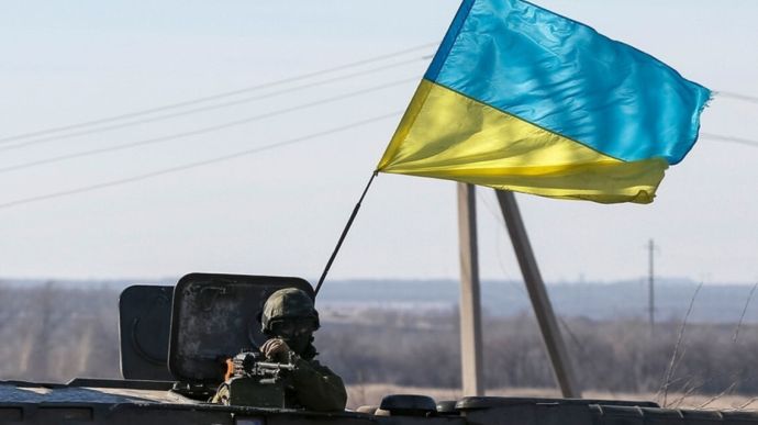 Ворог зосередився на утриманні позицій, на Донбасі намагається наступати - зведення з фронтів