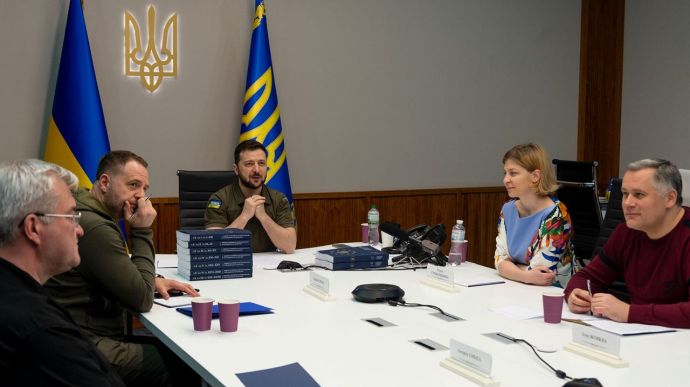 Єврокомісія планує висловитись щодо відповідей України в опитувальнику кандидата на вступ до ЄС у червні