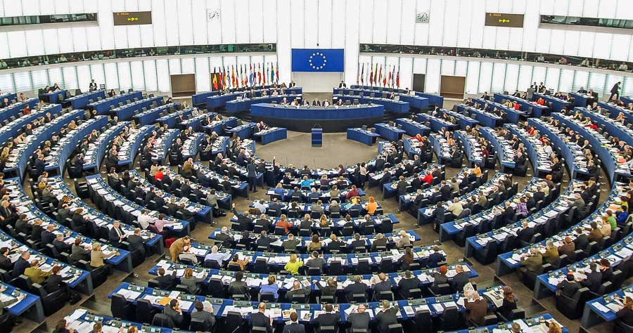 Лідери фракцій Європарламенту закликали саміт ЄС надати статус кандидата Україні та Молдові