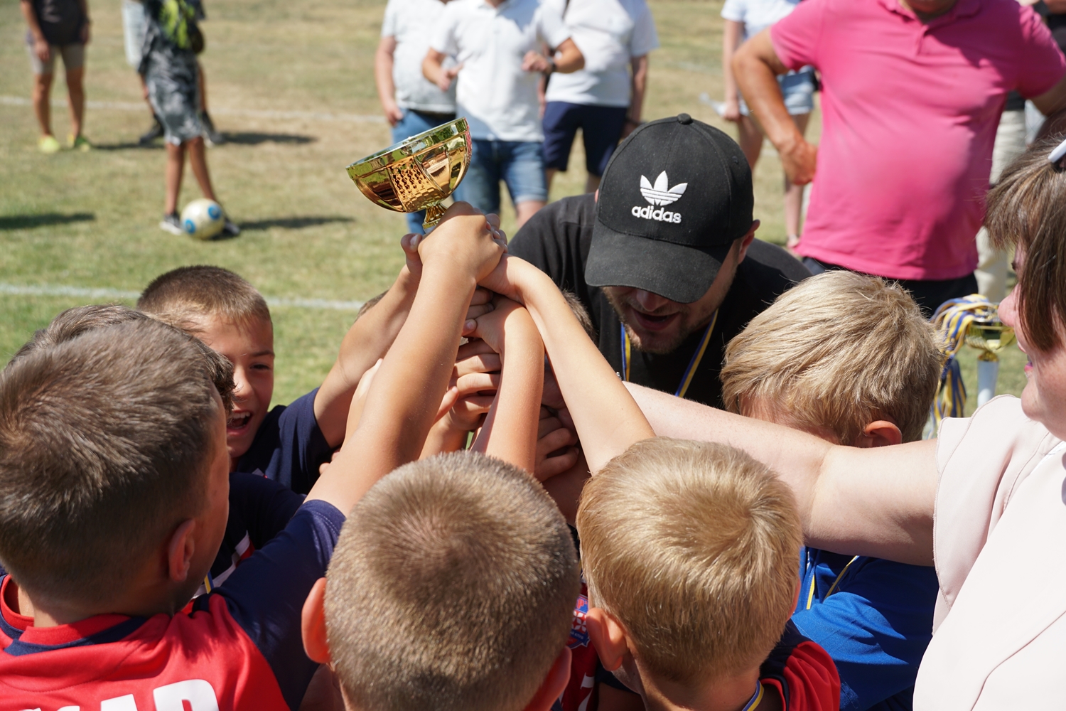 В Ужгороді відбувся дитячий футбольний турнір пам'яті тренера Володимира Пінковського (ФОТО)