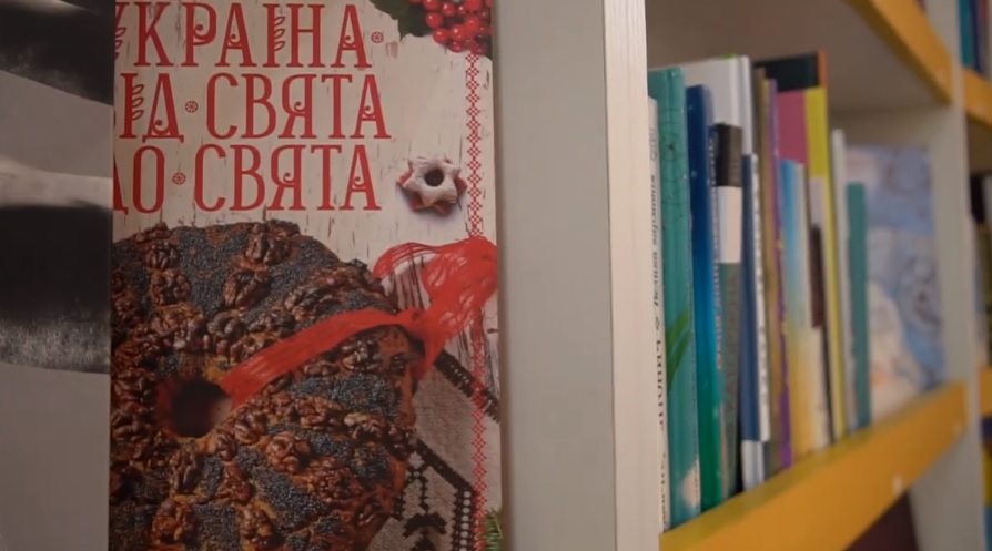 Мукачівські бібліотеки чистять від антиукраїнської літератури (ВІДЕО)