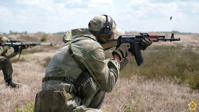 Білорусь перевіряє бойову готовність своєї армії – зведення Генштабу