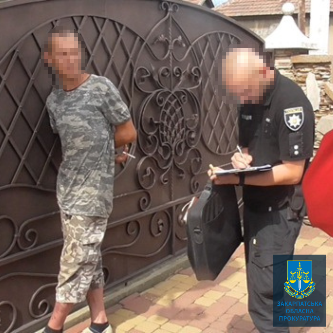 Замість цілодобового домашнього арешта для підозрюваного в торгівлі боєприпасами в Мукачеві домагаються тримання під вартою (ФОТО)