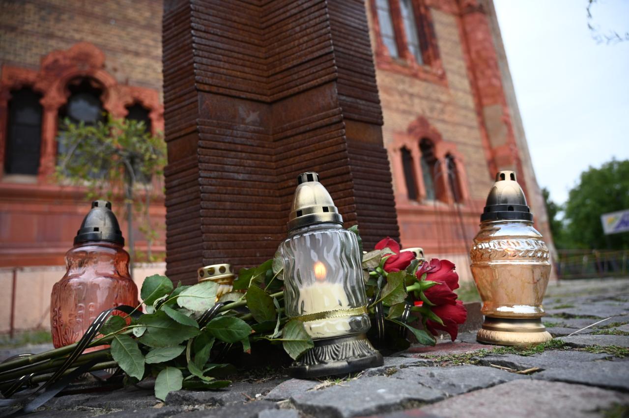 В Ужгороді вшанували пам’ять жертв Голокосту (ФОТО)
