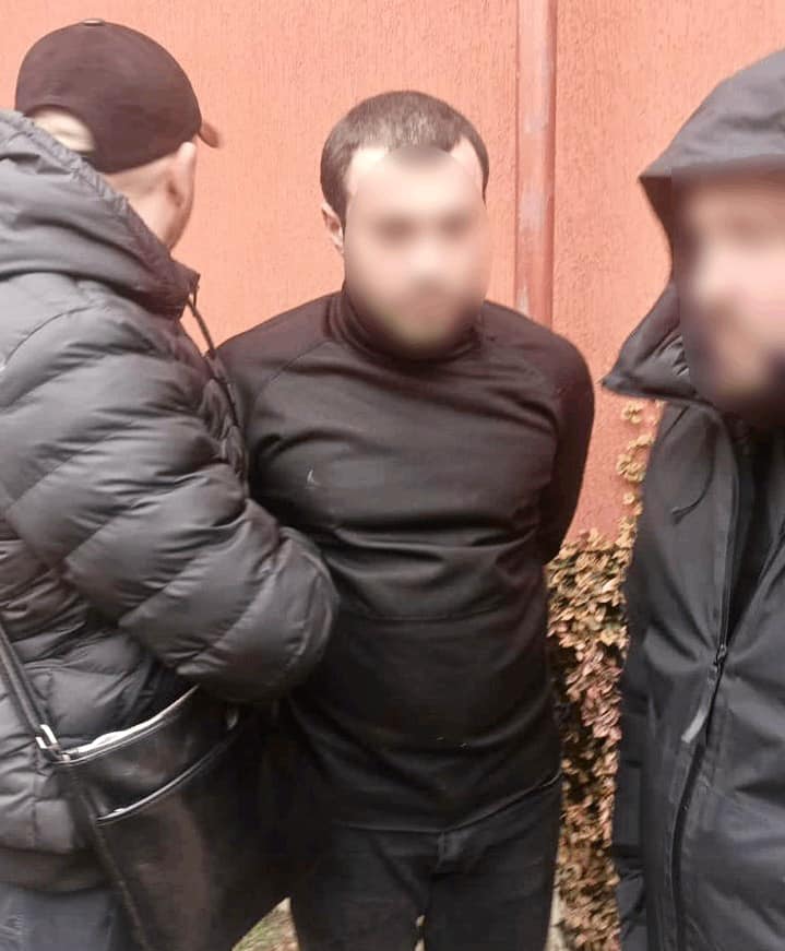 На Тячівщині затримали чоловіка, який пограбував групу колядників (ФОТО)