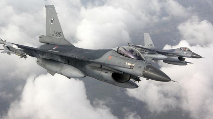 Нідерланди потенційно готові обговорити надання Україні F-16