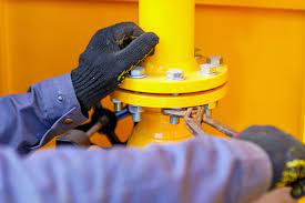На Берегівщині терміново ремонтують газопровід, 721 будинок – без газу