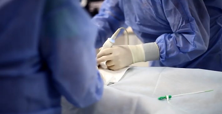 У Мукачеві без розрізів та швів лікарі відновлюють прохідність судин (ВІДЕО)