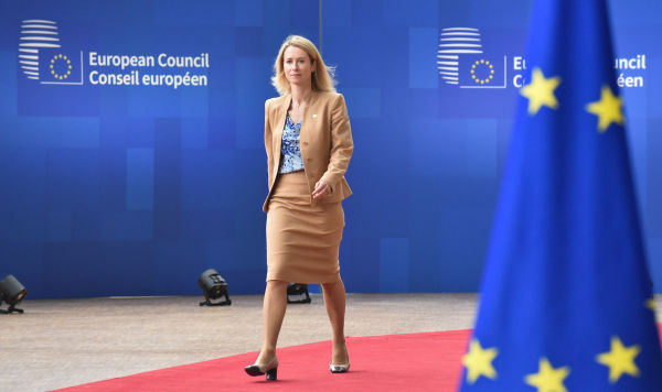 Прем’єрка Естонії розповіла, як Фіцо й орбан на саміті ЄС "штурмували" питаннями щодо України