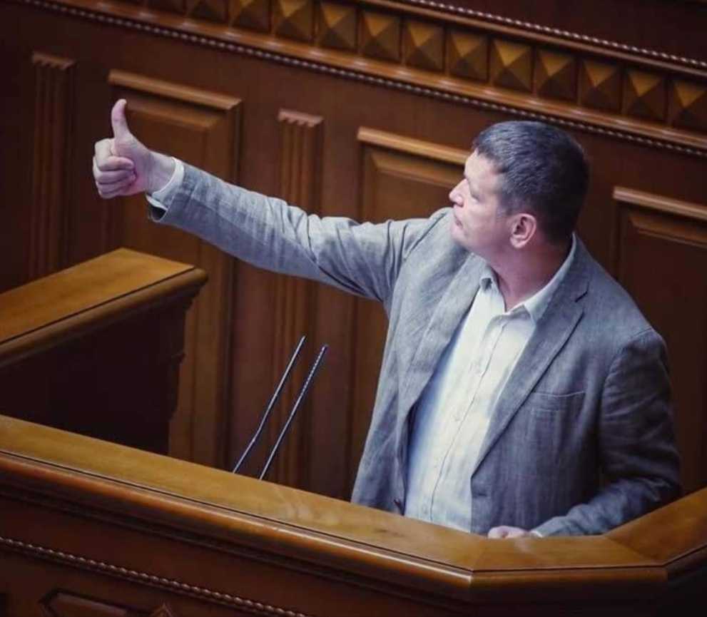 "Закарпаттяобленерго" уклало 6-мільйонну угоду на постачання палива з ТОВ "Карт Маркет"