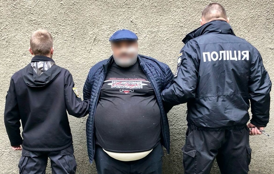 Поліція затримала також 41-річного організатора бійки у циганському таборі Підвиноградова (ФОТО)
