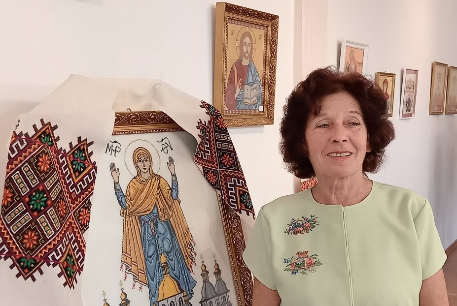 В ужгородському скансені відкрилася персональна виставка Ольги Уманець "Тобі, моя Україно" (ФОТО)