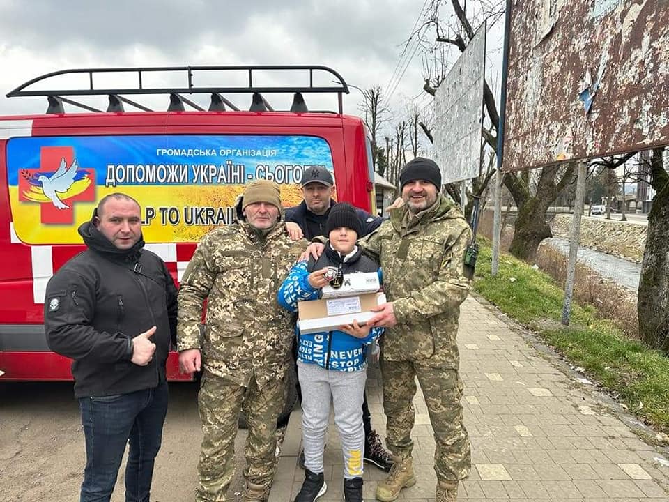 Шестикласник зі Сваляви на подаровані на День народження гроші купив дрон для вояків (ФОТО)