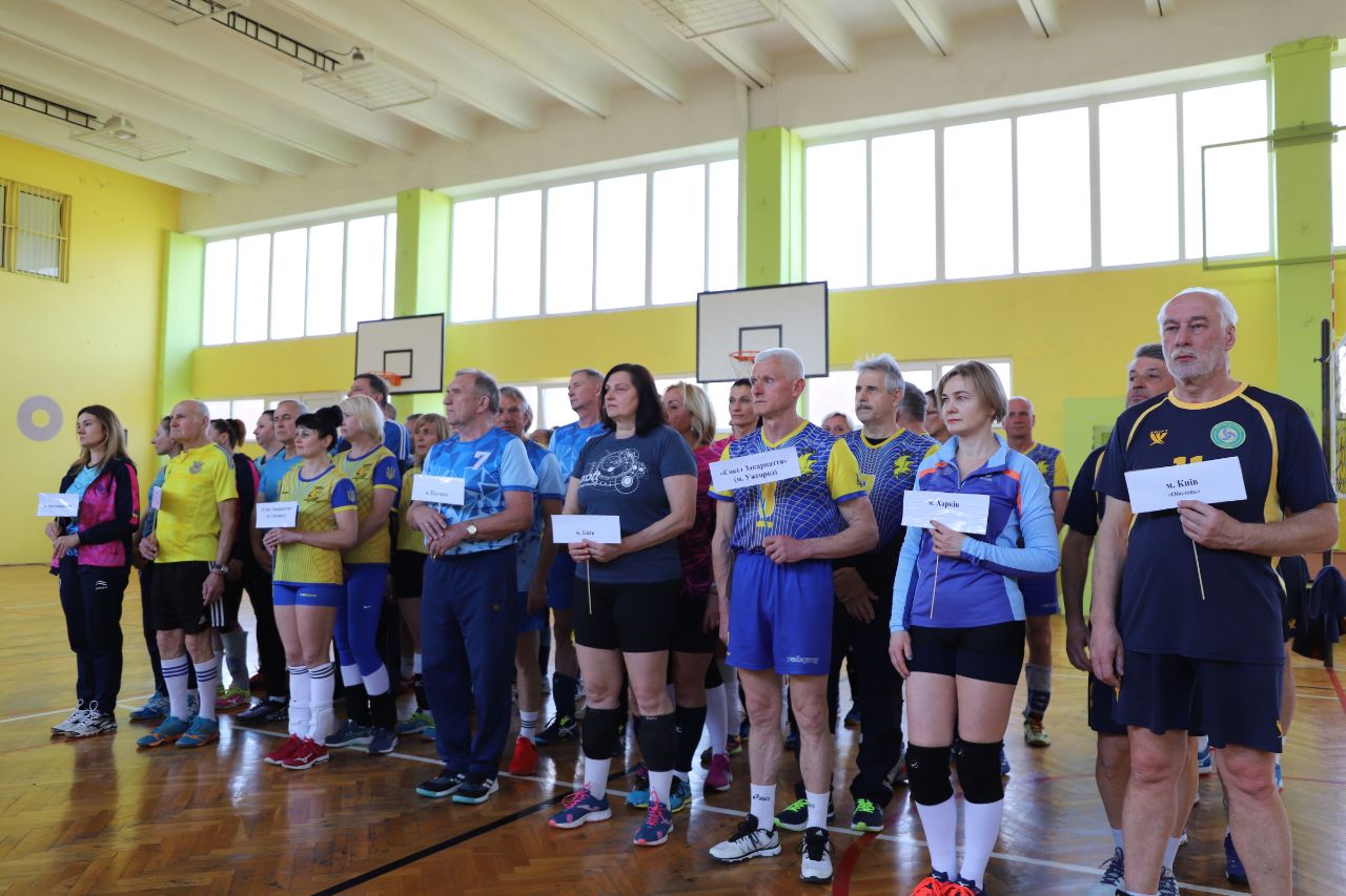 В Ужгороді проходить Всеукраїнський турнір із волейболу (ФОТО)