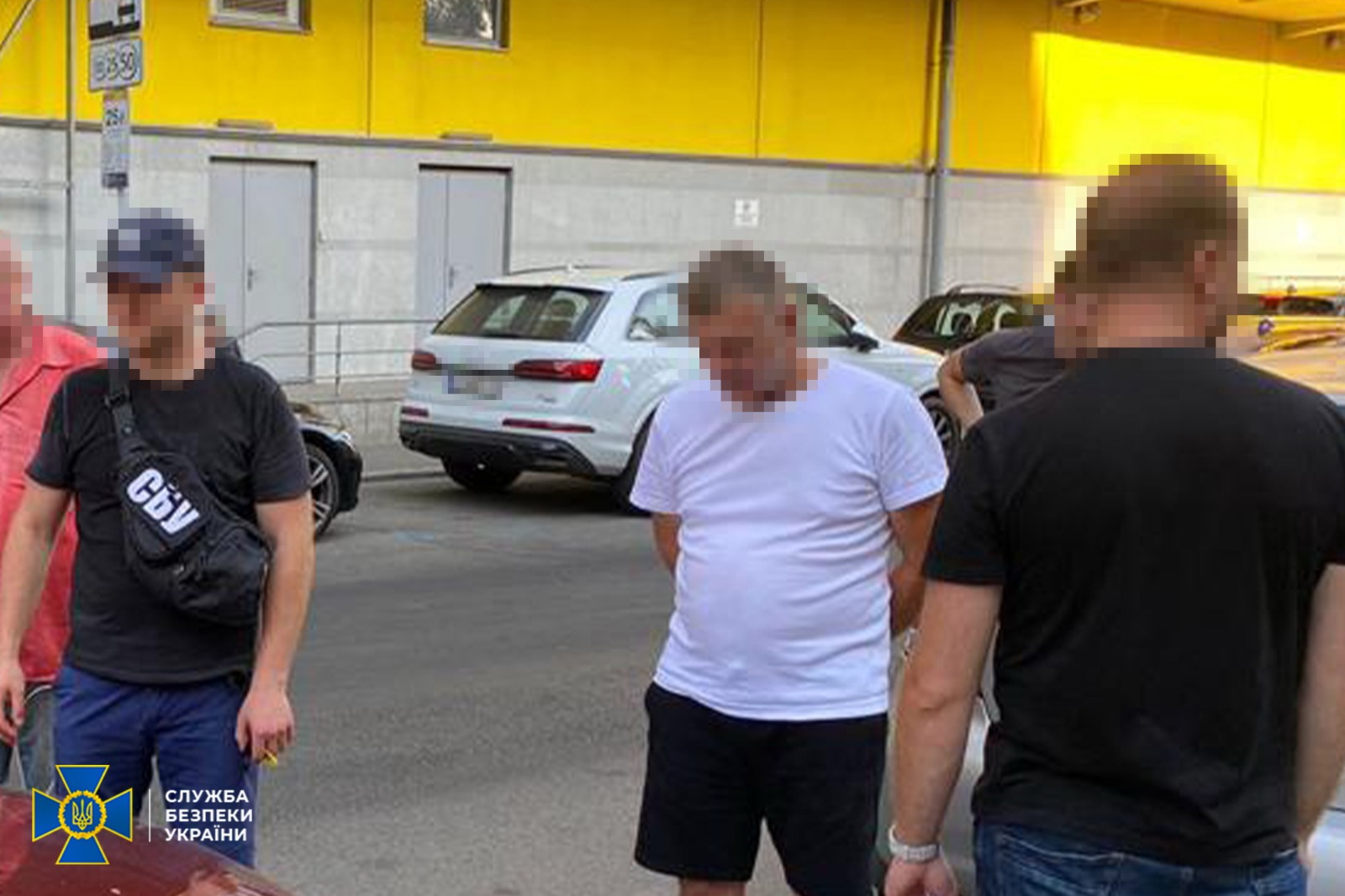 Ужгородець організував банду фальшивомонетників, які хотіли продати у Києві пів мільйона підроблених доларів (ФОТО)