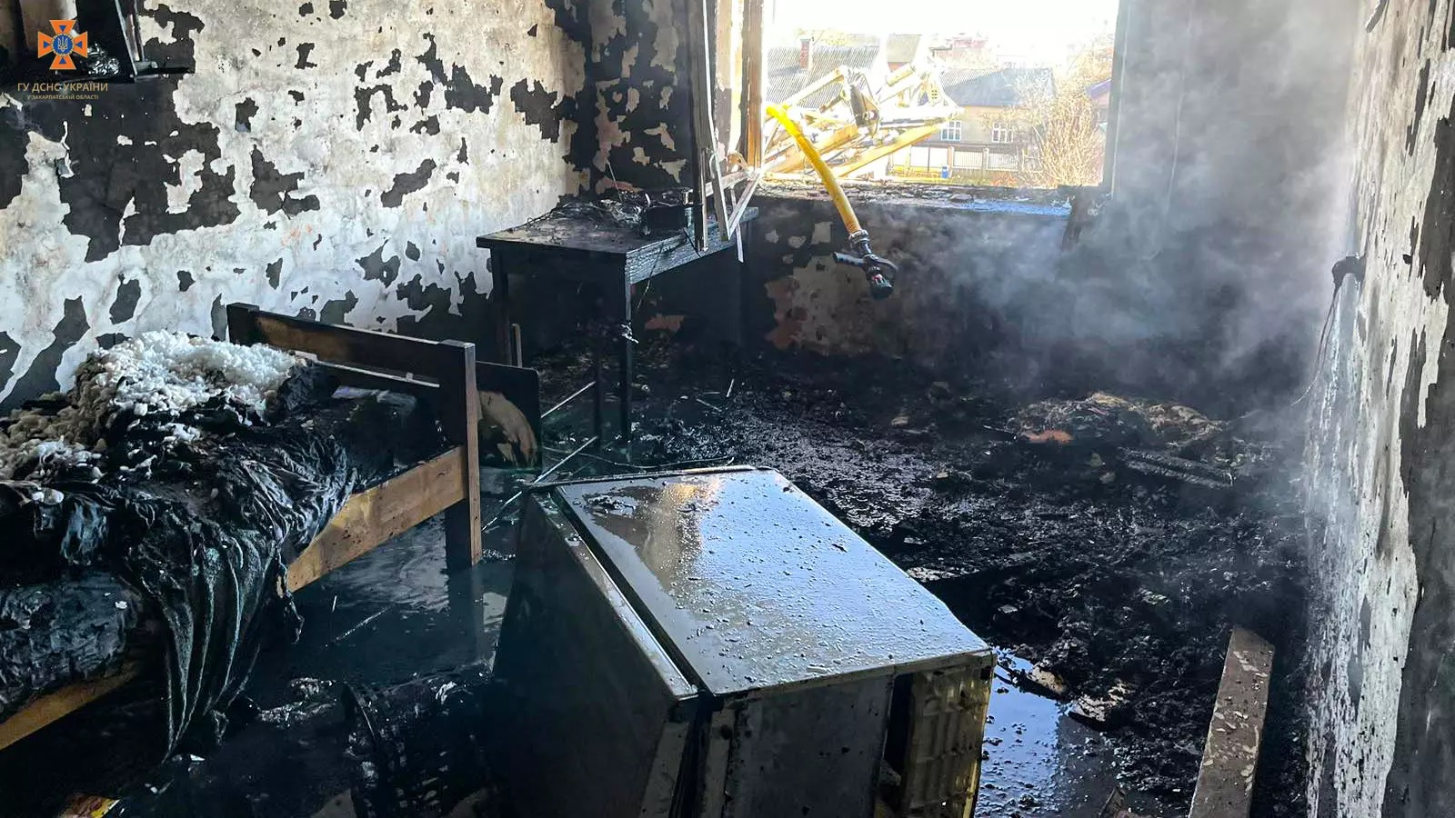У Хусті вигоріла кімната в студентському гуртожитку (ФОТО)