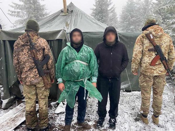 Двоє "ухилянтів" з Донеччини 4 доби без належних спорядження, взуття і одягу блукали Карпатами в напрямку Румунії (ФОТО)