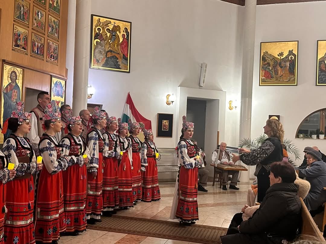 Закарпатський народний хор повернувся із гастрольного туру Європою (ФОТО)