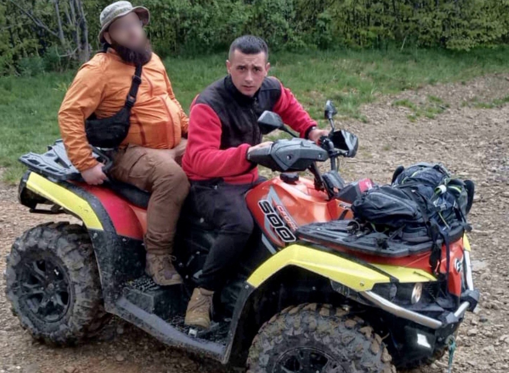 На вихідні на Закарпатті надавали допомогу двом туристам, які потрапили в халепу в горах (ФОТО)