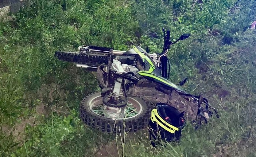 На Мукачівщині 17-річний мотоцикліст травмувався, врізавшись у ВАЗ, який порушив ПДР (ФОТО)