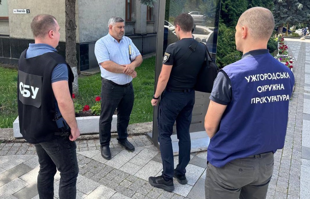Депутата Ужгородської міськради Мирослава Горвата затримали на хабарі за допомогу в отриманні відстрочки від військової служби (ФОТО)