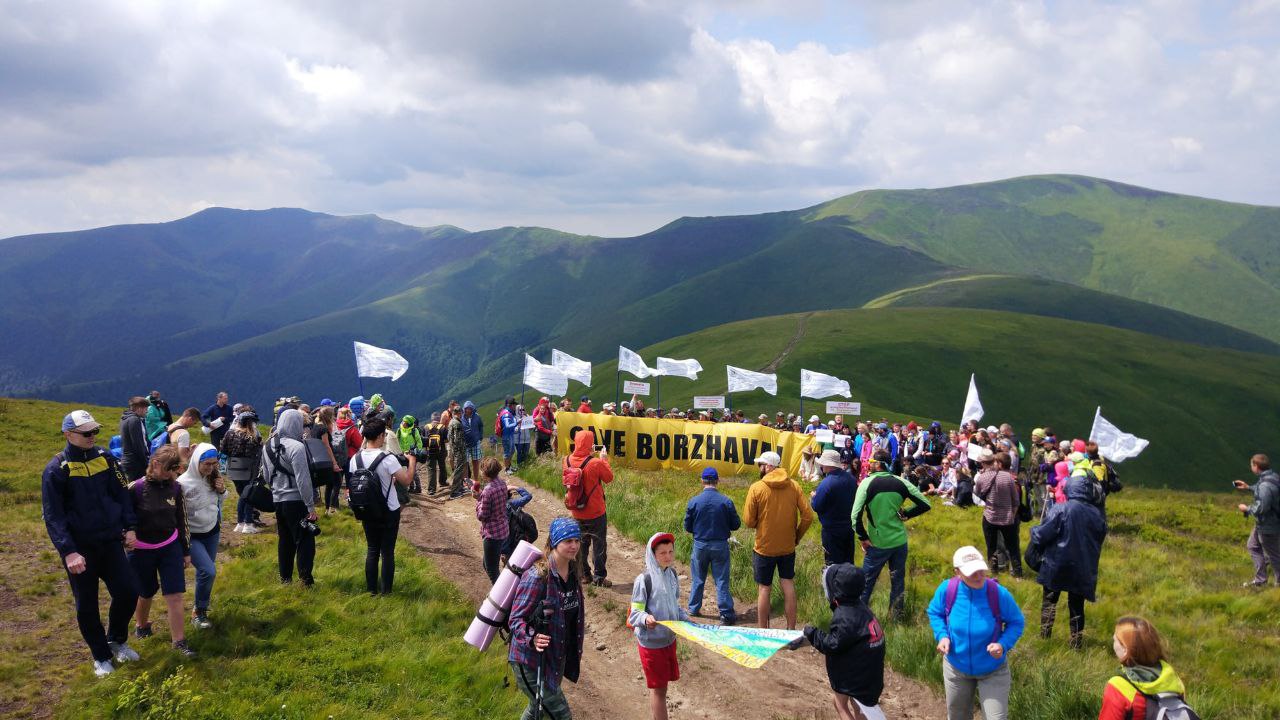 Суд підтвердив незаконність виділення землі під вітряки на Боржаві