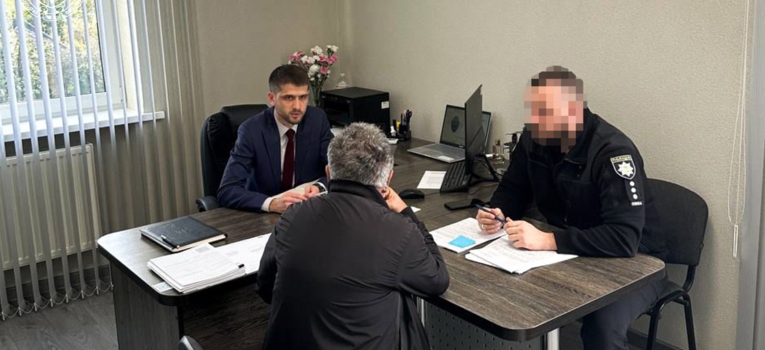 Підрядник з Ужгородщини підозрюється у розкраданні понад 1,6 млн грн на ремонті дороги (ФОТО)