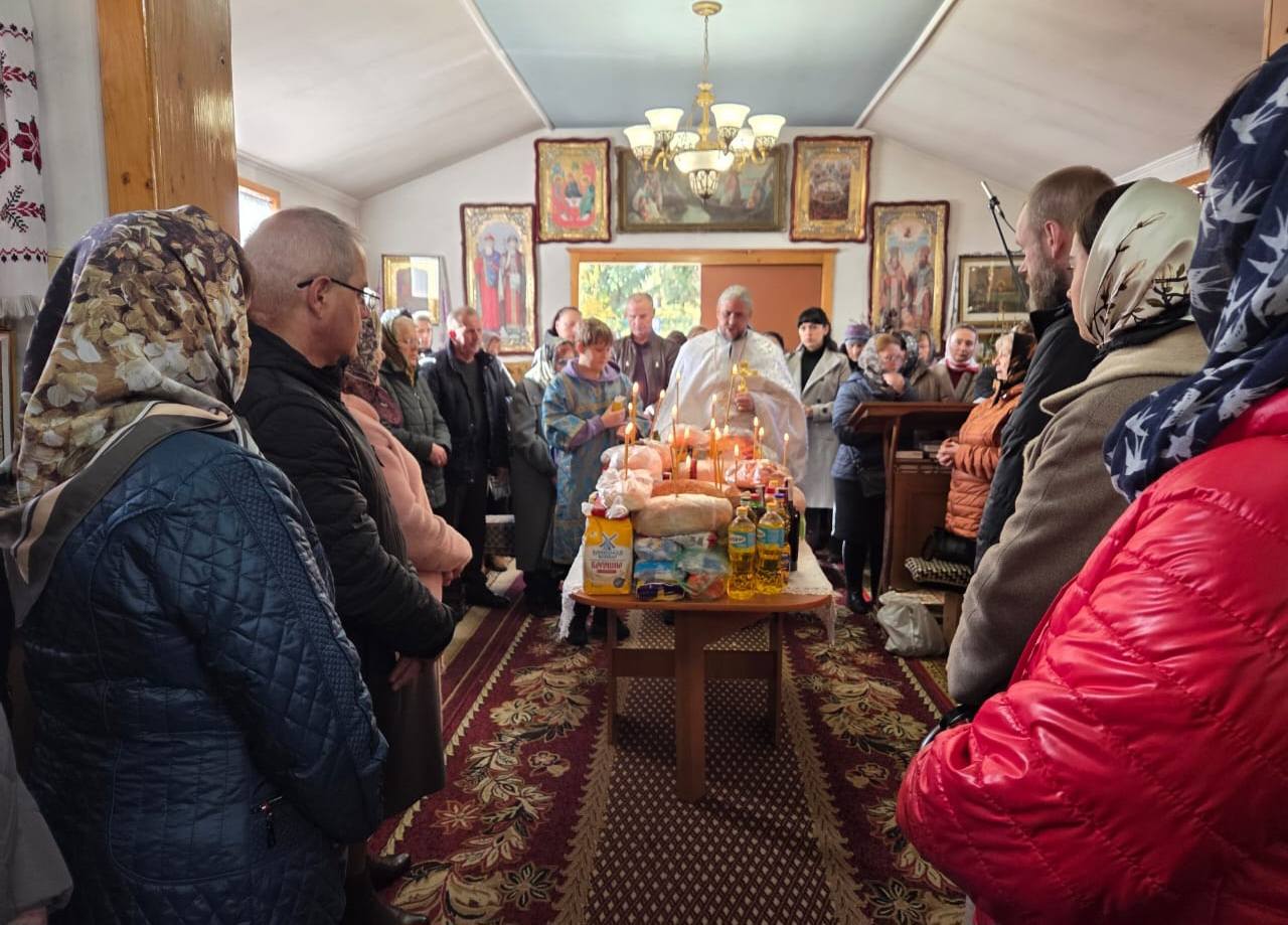 У Дмитрівську поминальну суботу прикордонники Чопського загону молилися за полеглих побратимів (ФОТО)