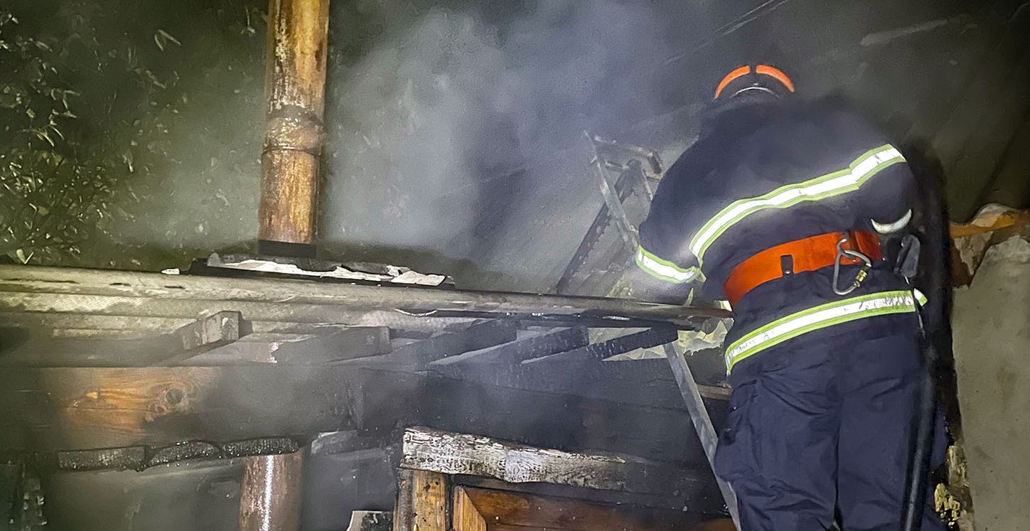 На Ужгородщині під час пожежі постраждала 2-річна дитина (ФОТО)